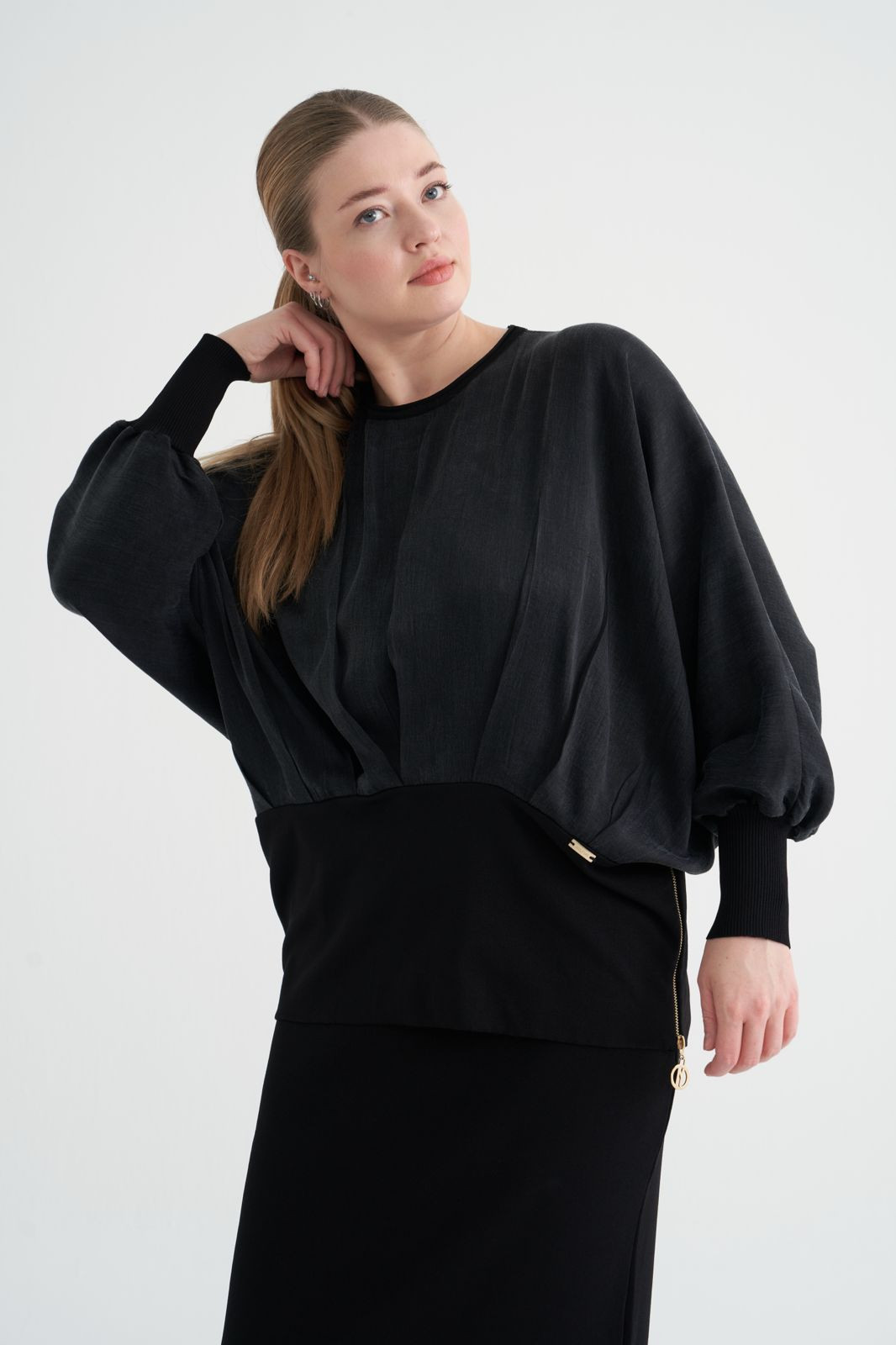 NİLİWİ FERMUARLI BLUZ SİYAH