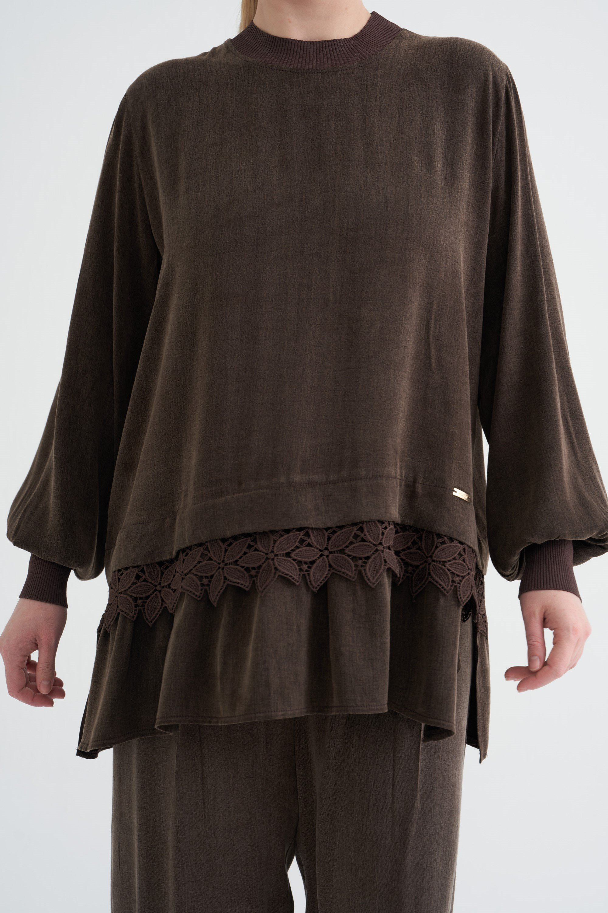 ETEK UCU ALLER DANTELLİ TUNİK KAHVE