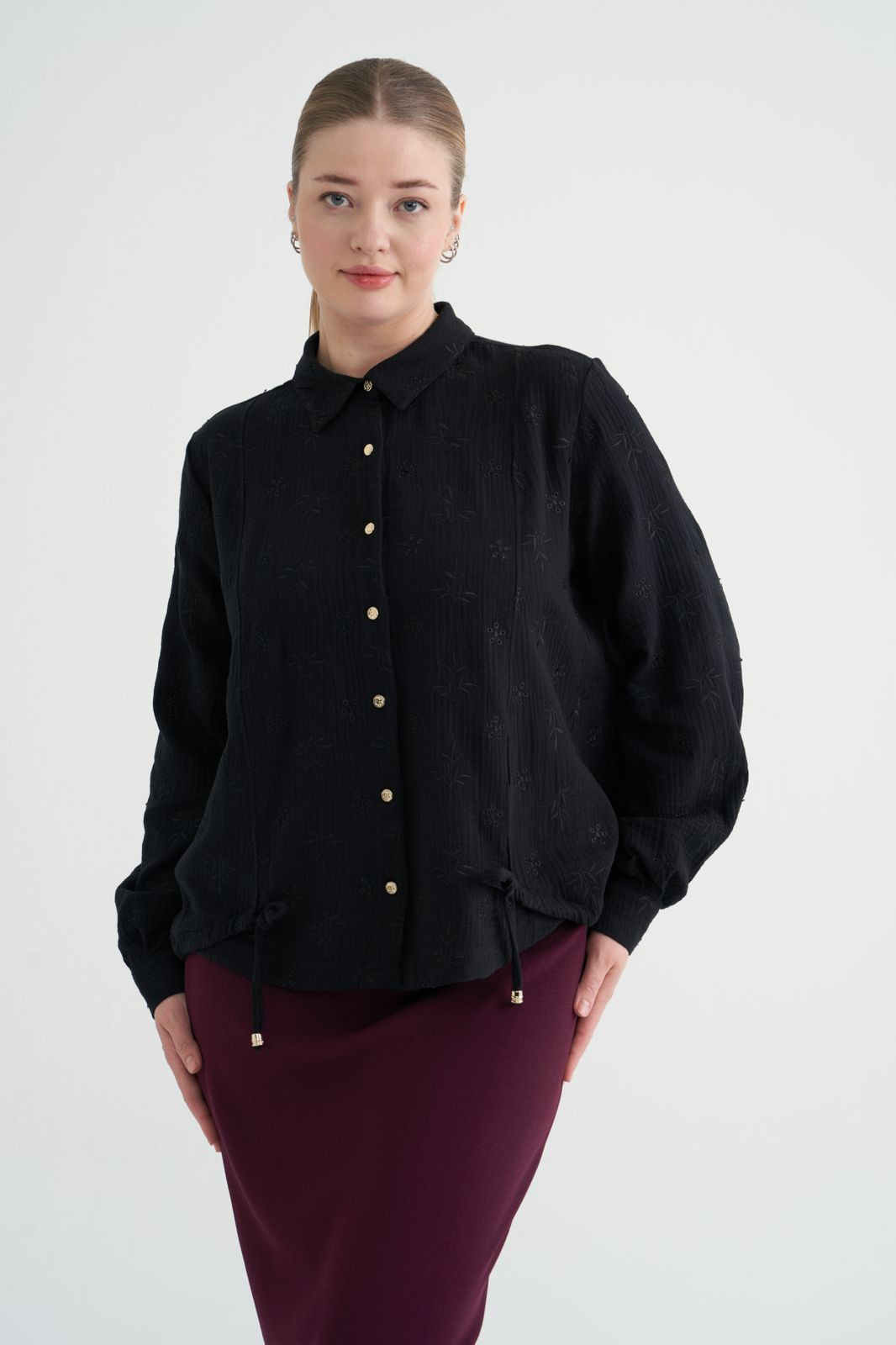 NİLİWİ NAKIŞLI GÖMLEK SİYAH