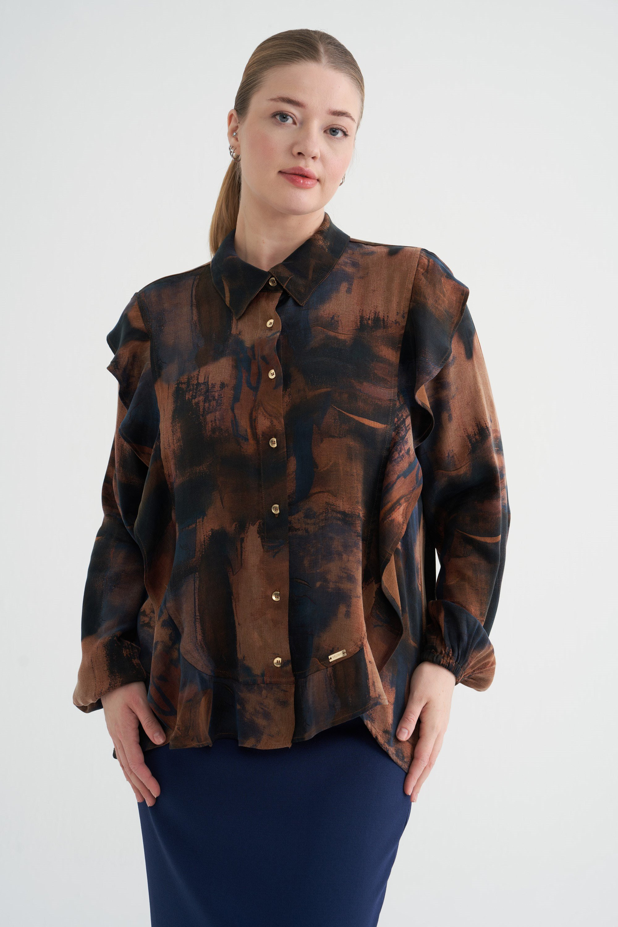 DİJİTAL BASKILI FIRFIRLI GÖMLEK