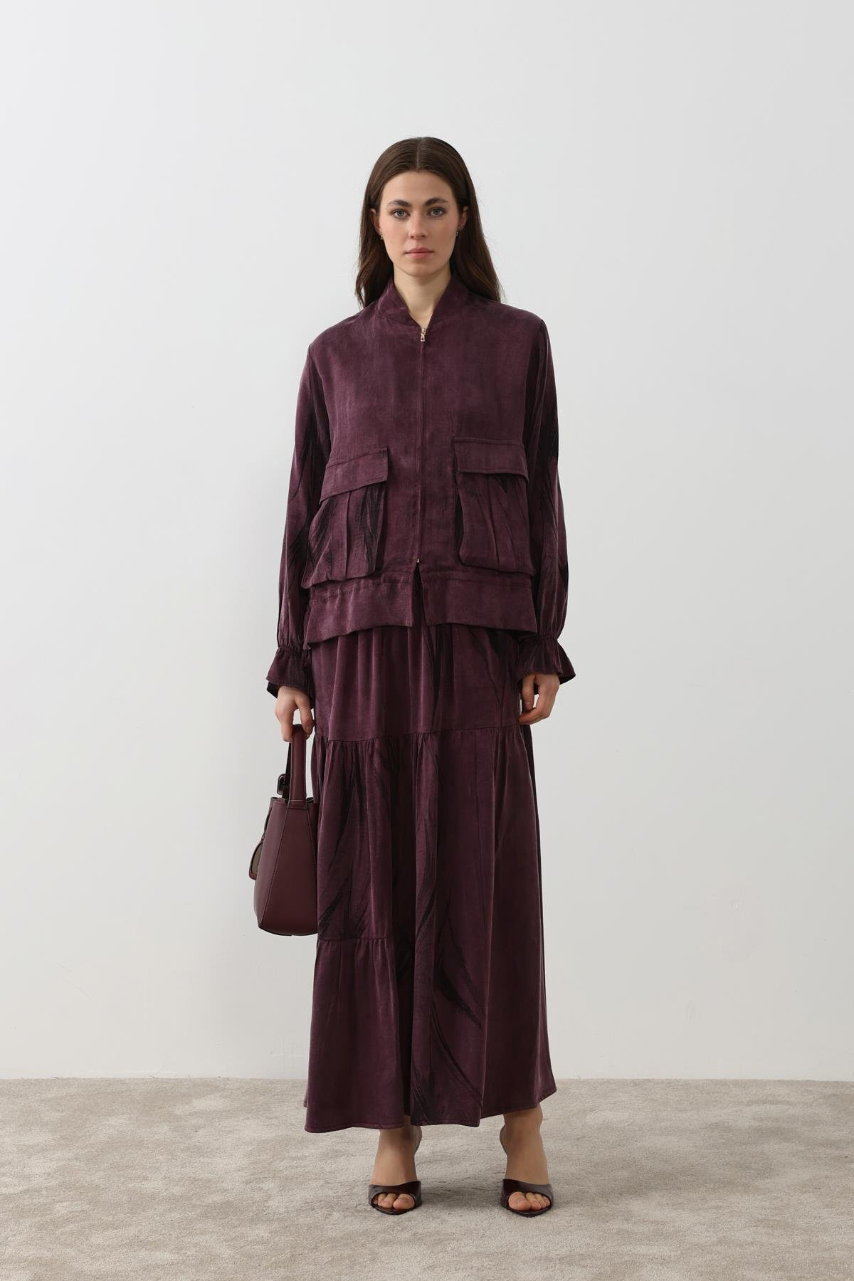 Hilay Nicole Fermuarlı Jakar Garnili Etekli Takım