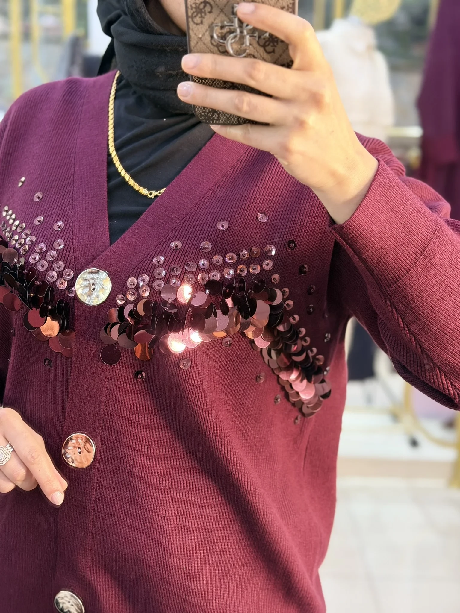 FUAT GÜRŞEN 6928 ÖNÜ PUL İŞLEME TRİKO HIRKA