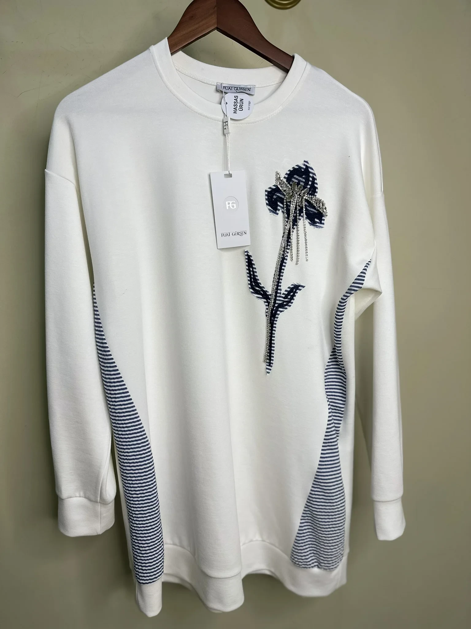 FUAT GÜRŞEN  İŞLEMELİ TUNİK BEYAZ