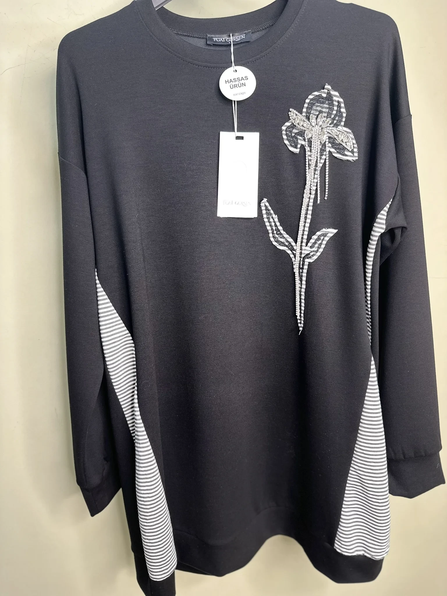 FUAT GÜRŞEN İŞLEMELİ TUNİK SİYAH