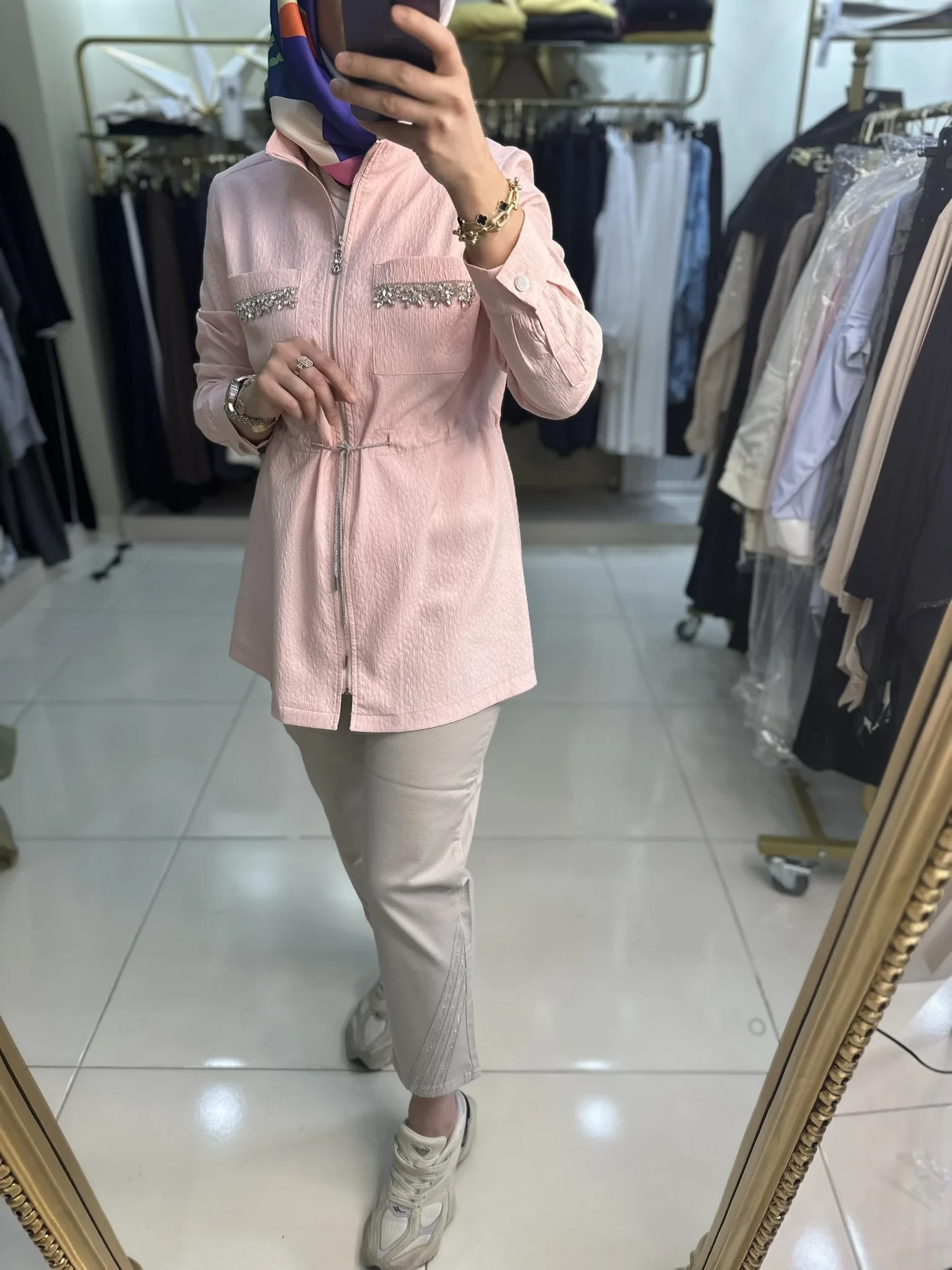 Fuat Gürşen 5656 Cep Taş İşlemeli Fermuarlı Kap Pudra