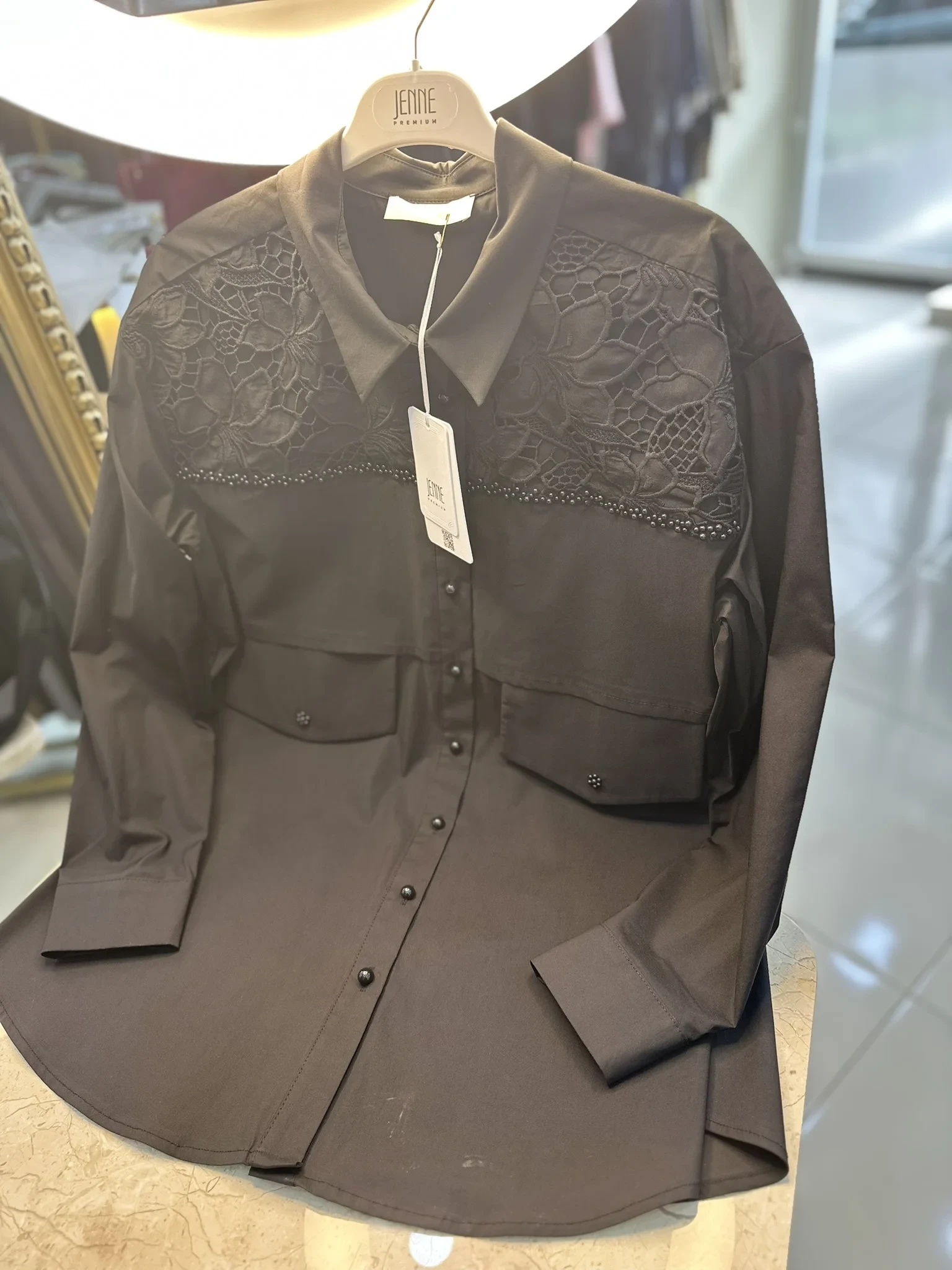 JENNE DANTELLİ İNCİ ŞERİTLİ GÖMLEK