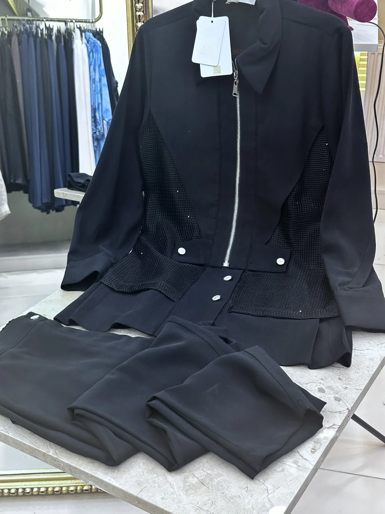 JENNE MARKA FİLE DETAYLI  ÖNÜ DÜĞMELİ İKİLİ TAKIM