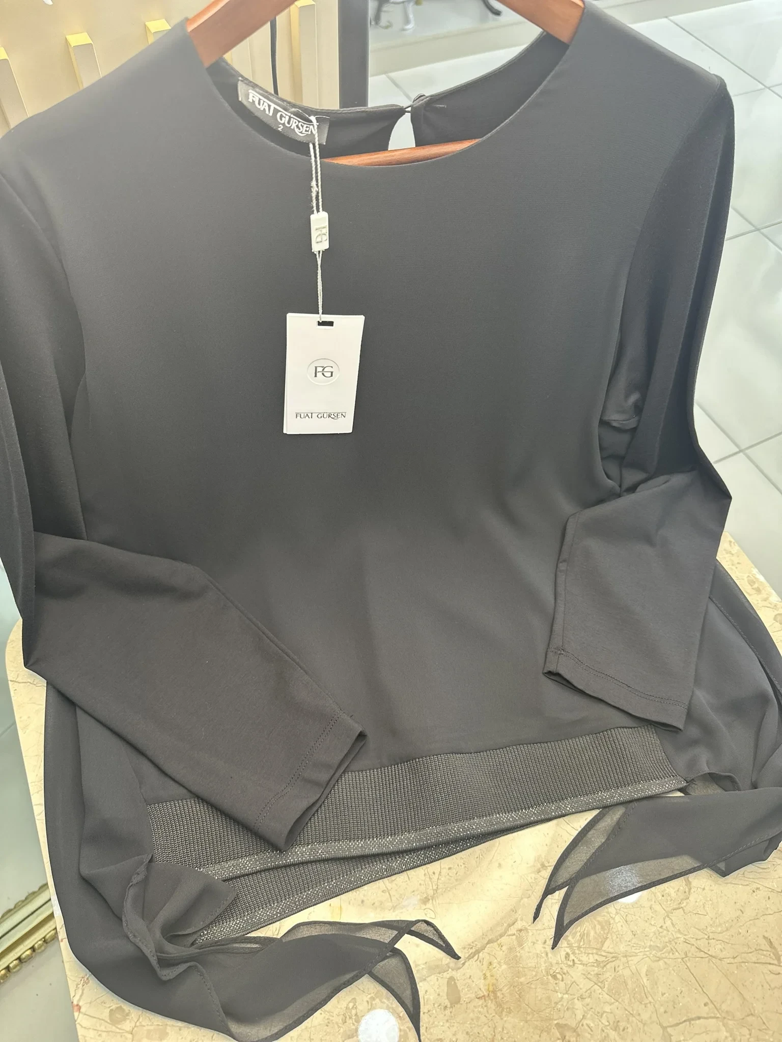 Fuat Gürşen 5360 Yanları Şifon Detay Bluz - Siyah