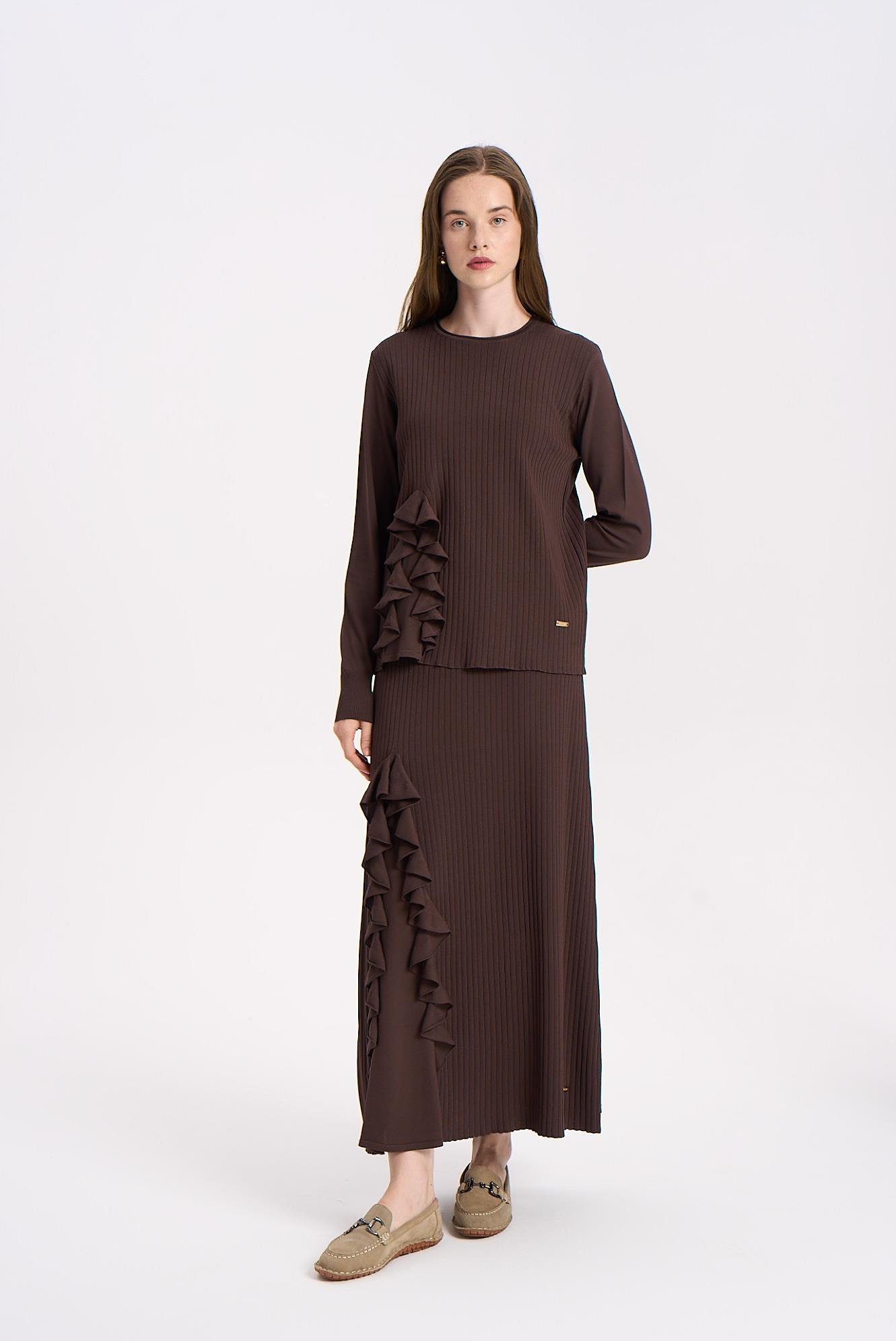 NİLİWİ ENİNE FIRFIRLI ETEK BLUZ TAKIM