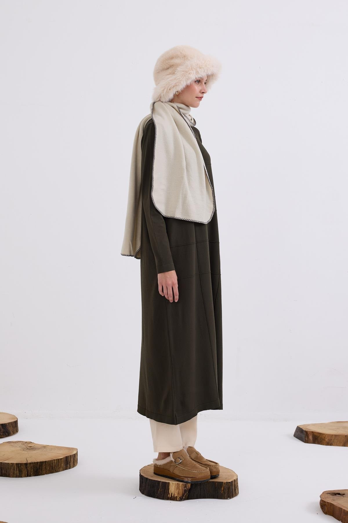 Violet Gold Düğmeli Uzun Triko Hırka