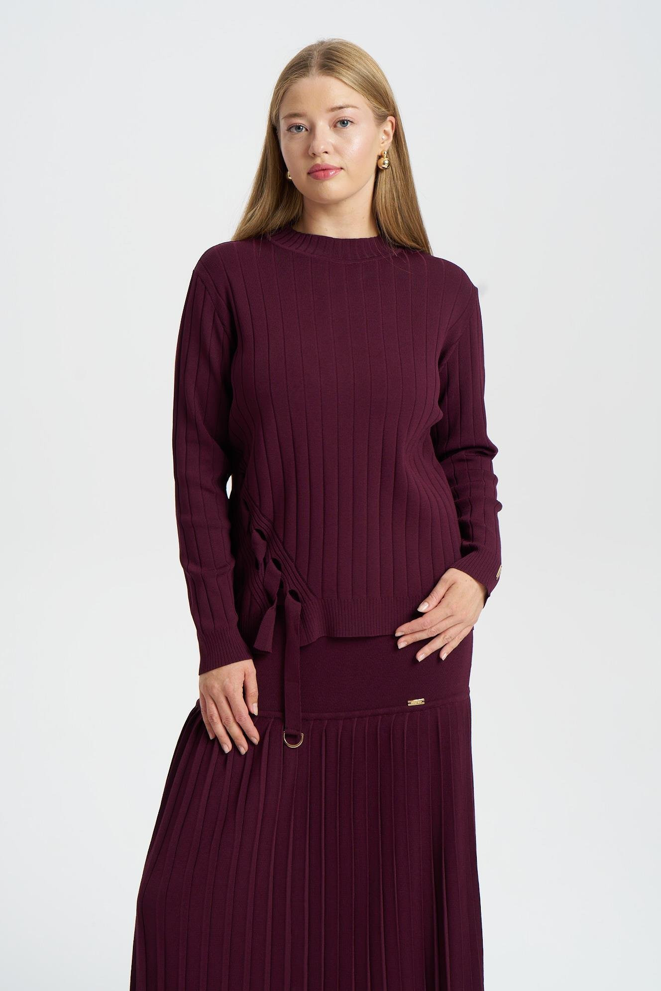 NİLİWİ YANI VEREV PARÇALI SÜS TİKTAKLI BLUZ SİYAH,KAHVE,BORDO RENK SEÇENEĞİ