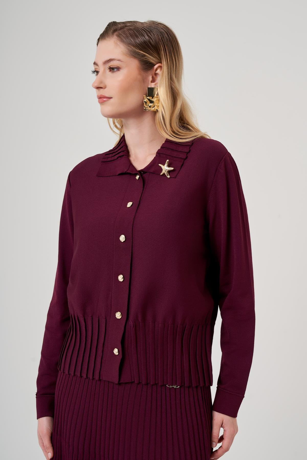 KALIN BEKLETMELİ KISA HIRKA BROŞLU-FARKLI RENK SEÇENEKLERİ