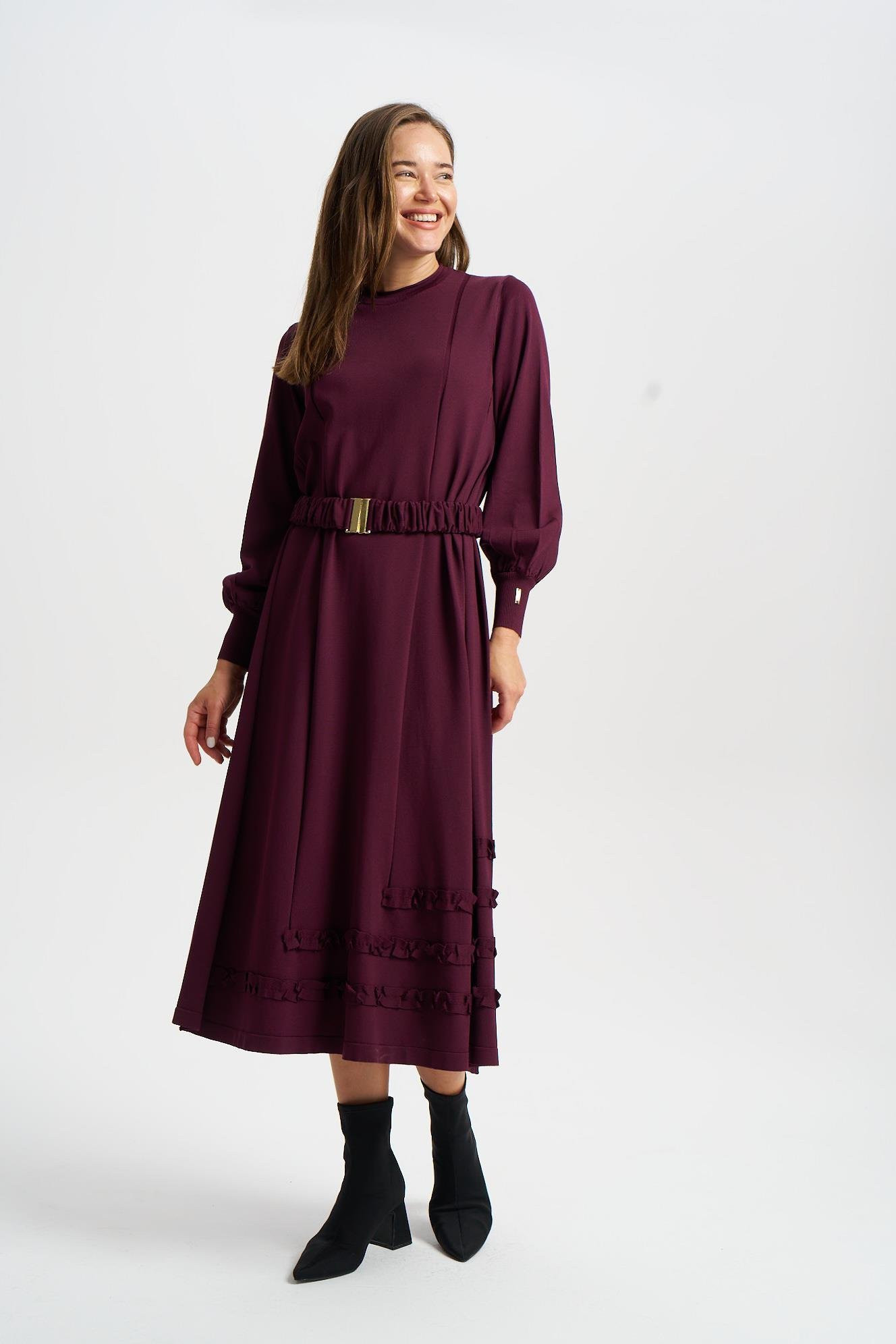 NİLİWİ ETEK UCU TİKTAK FIRFIRLI ELBİSE