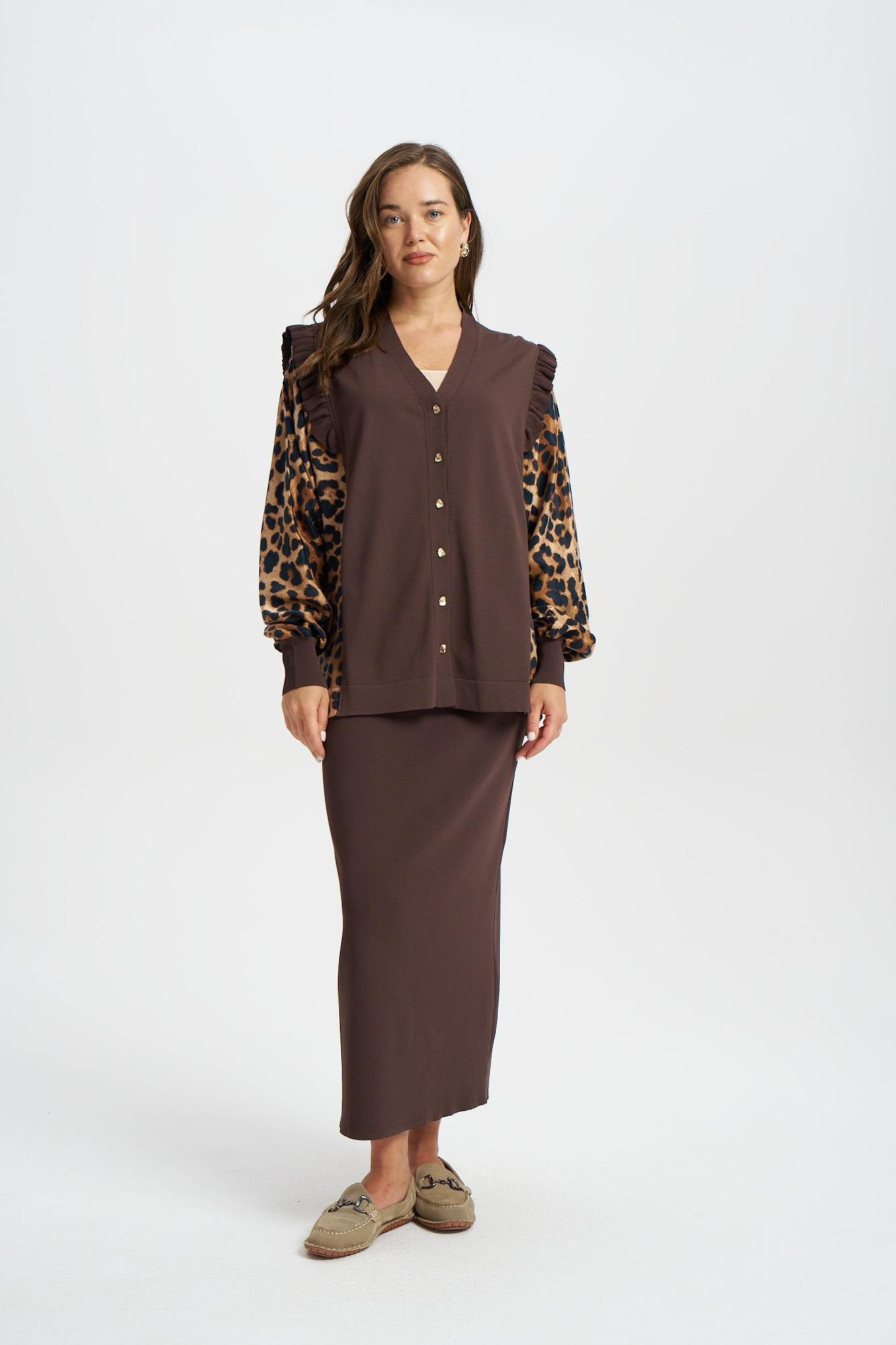 NİLİWİ YARASA KOLLU SELANİK ÖRGÜ FIRFIRLI HIRKA KAHVE BEJ RENK SEÇENEĞİ