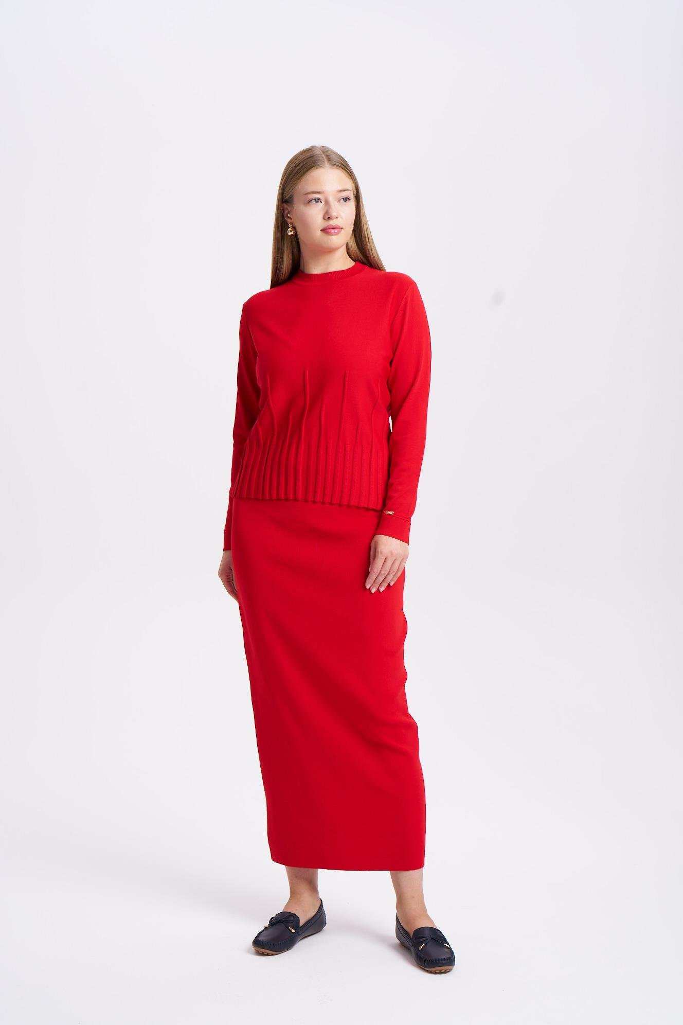 NİLİWİ KISA UZUN BEKLETMELİ BLUZ FARKLI RENK SEÇENEKLERİ