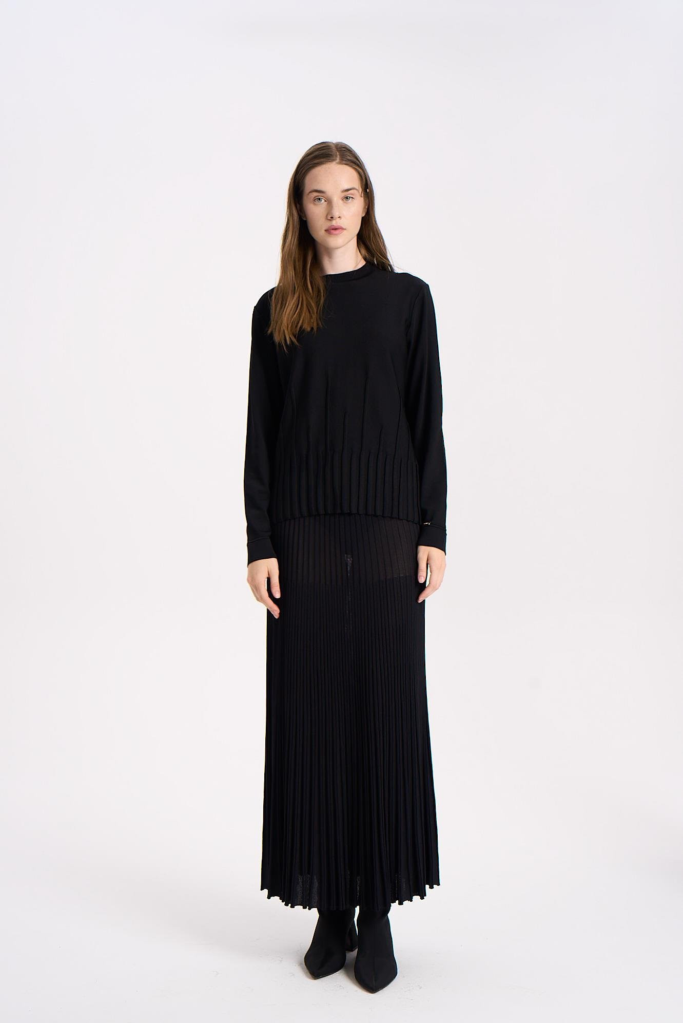 NİLİWİ KISA UZUN BEKLETMELİ BLUZ FARKLI RENK SEÇENEKLERİ