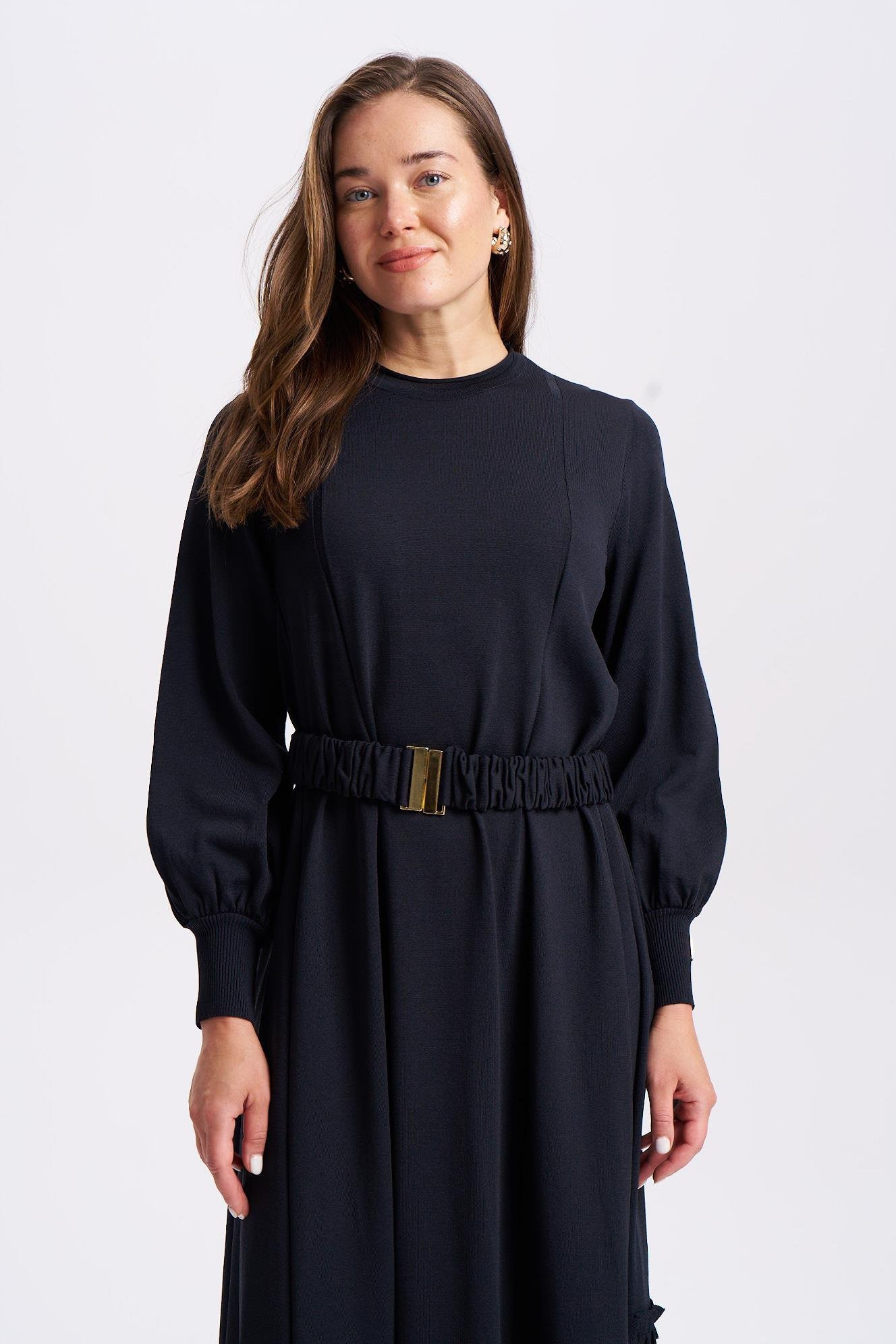 NİLİWİ ETEK UCU TİKTAK FIRFIRLI ELBİSE