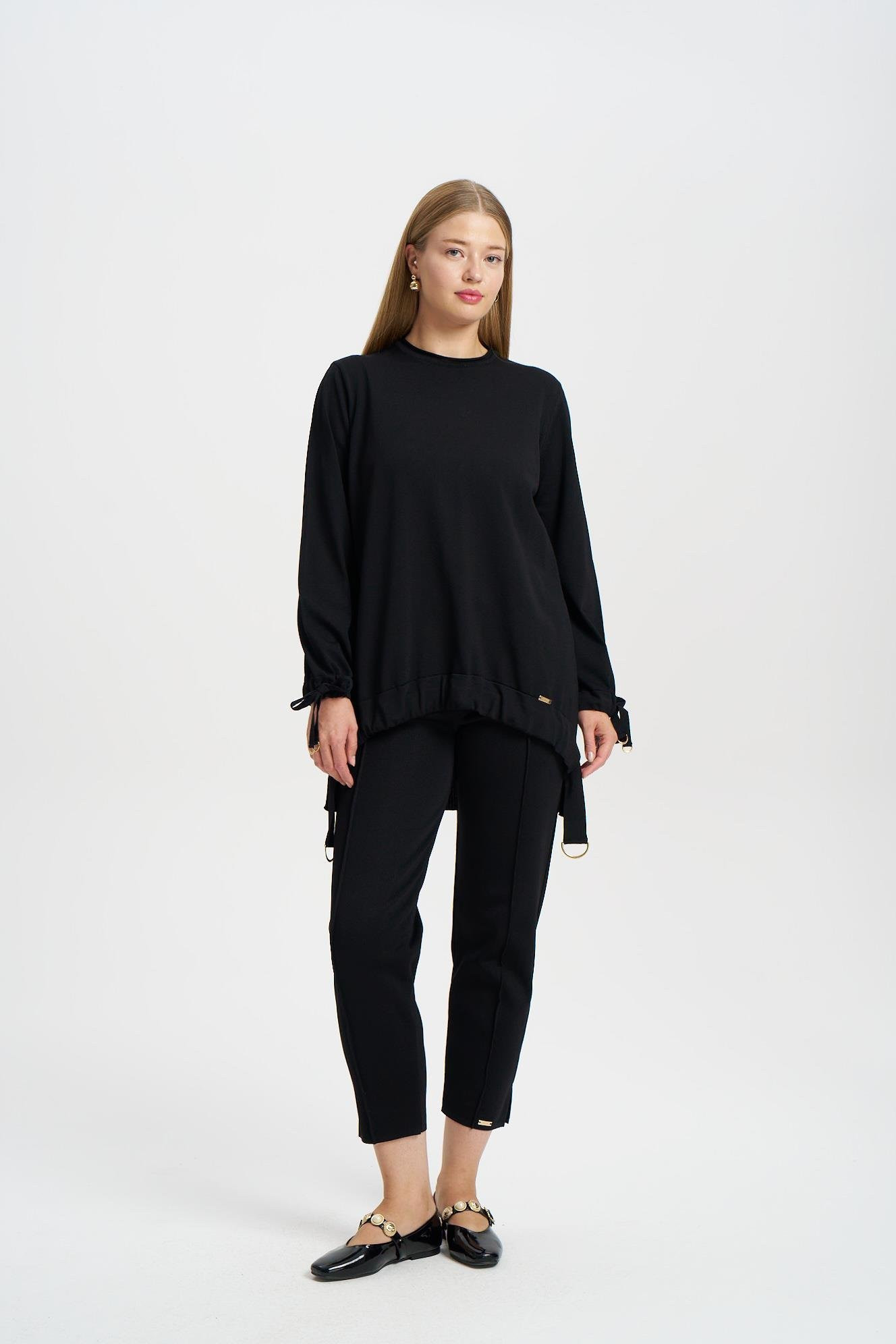 NİLİWİ ÖN ETEĞİ VE KOLLARI BÜZGÜLÜ TUNİK